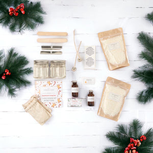 Gingerbread & Candy Cane Soy Candle Making Kit